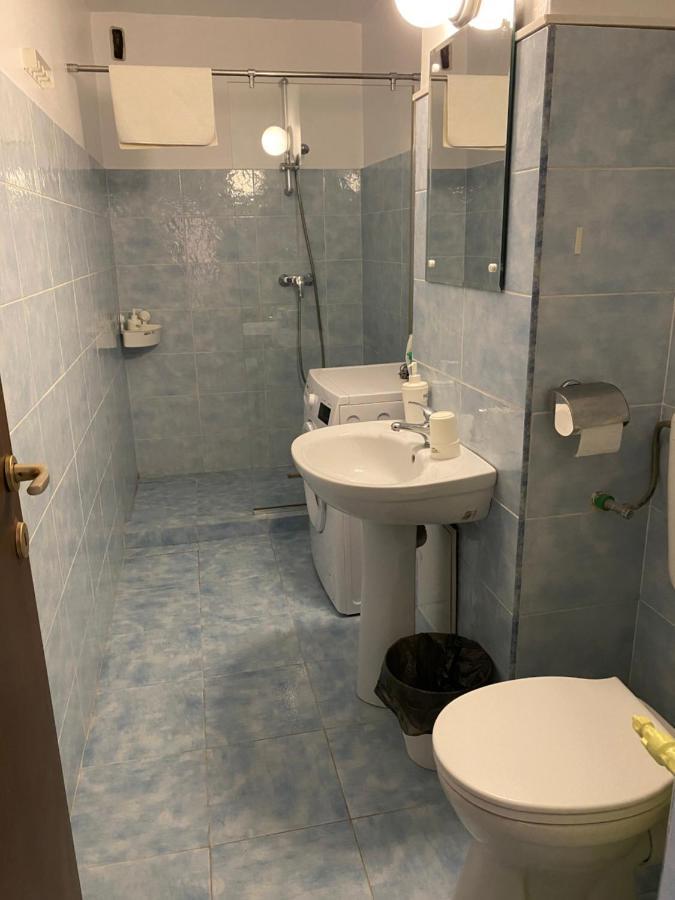 Green Apartment 96 Bucarest Esterno foto